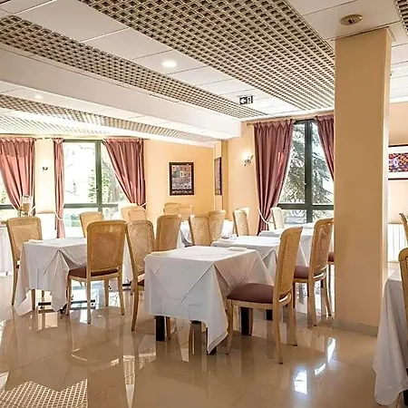 Hotel Garabel 2*