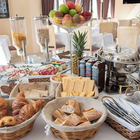 Hotel Garabel 2*